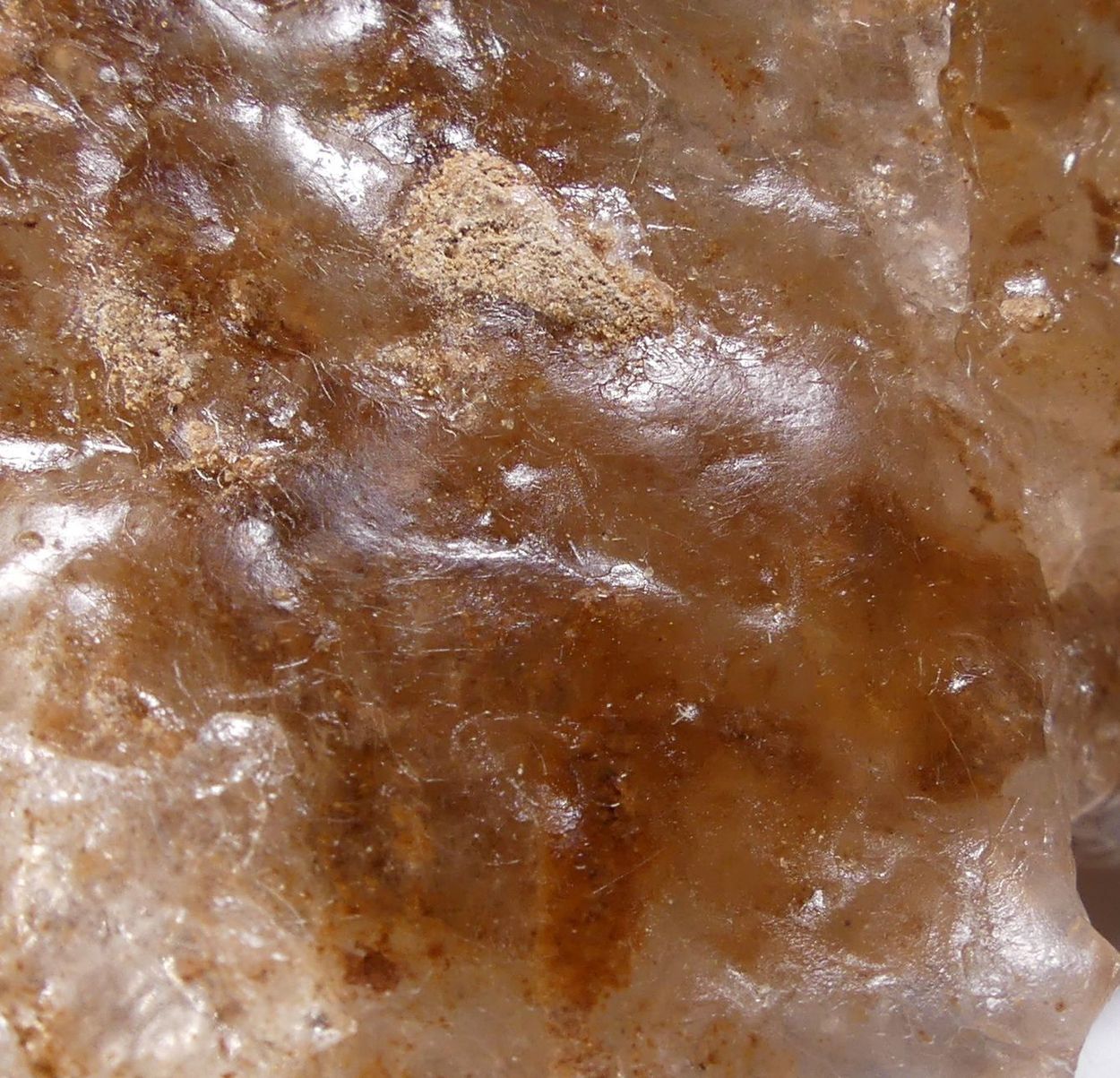 Braitschite-(Ce) In Halite