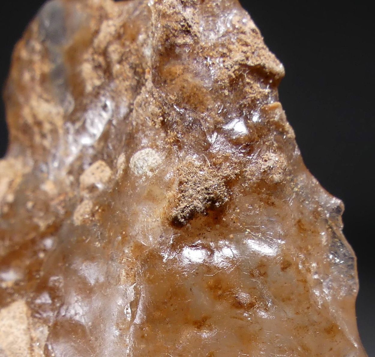 Braitschite-(Ce) In Halite