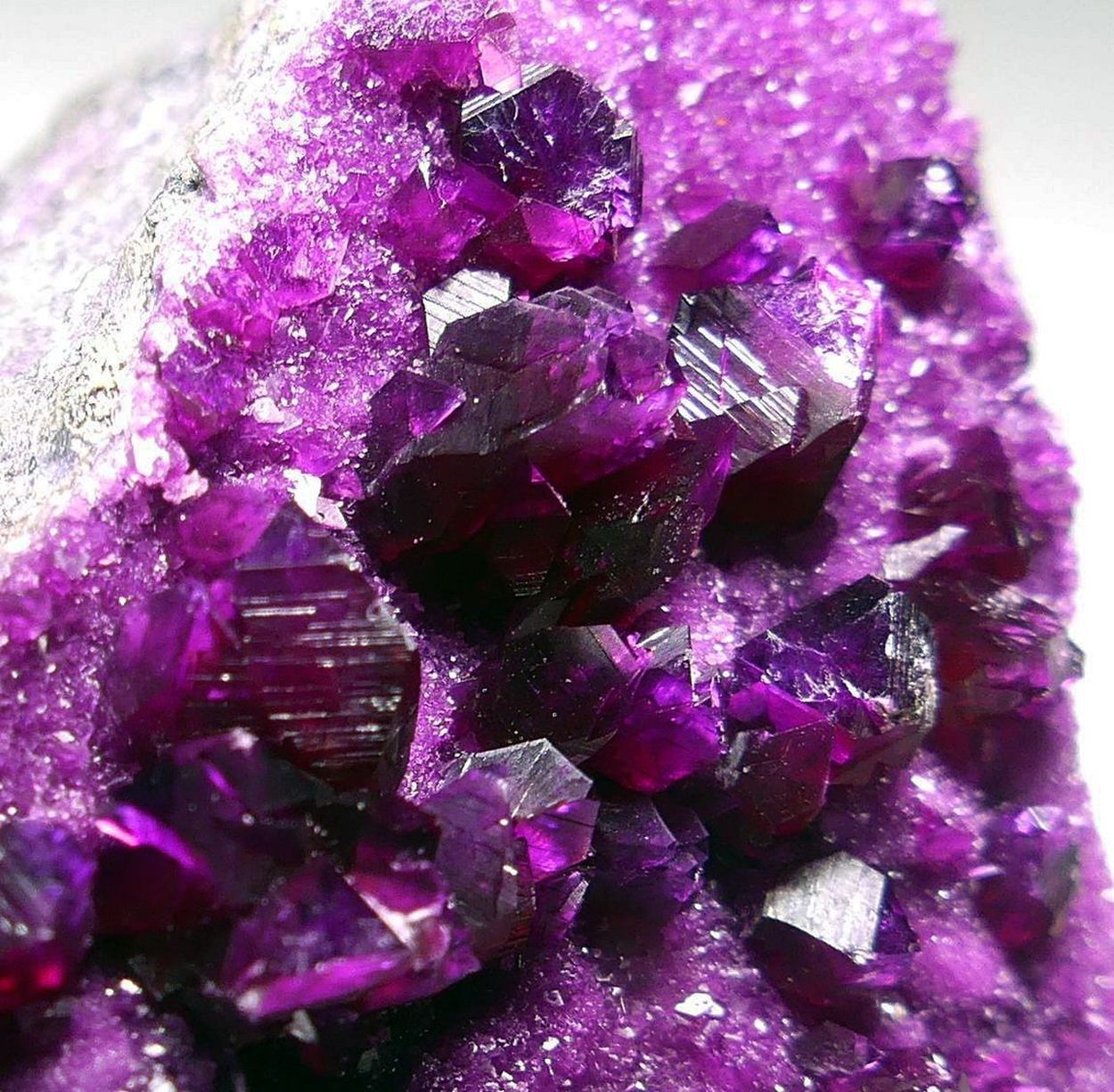 Kämmererite On Chromite