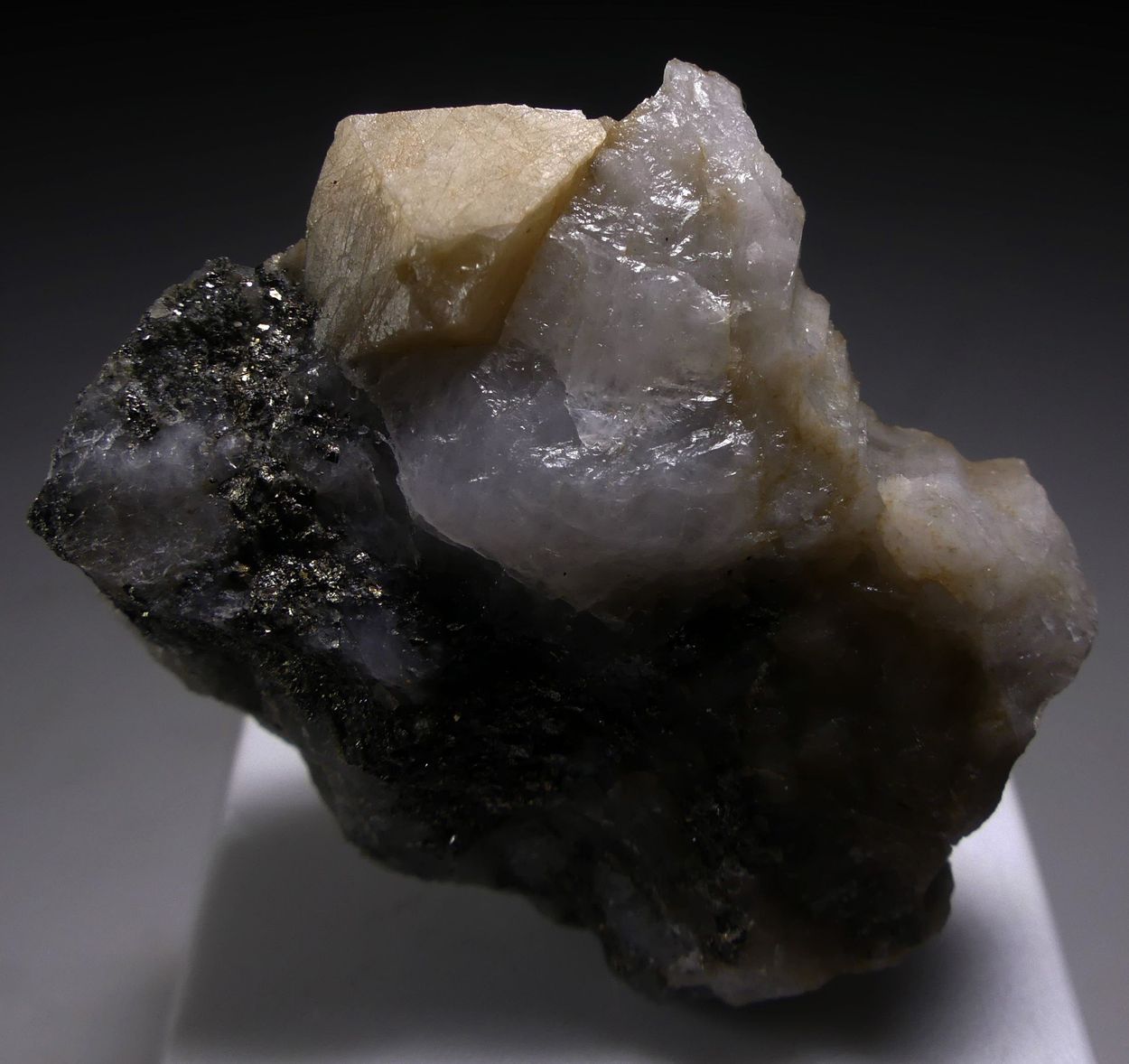 Scheelite On Quartz With Pyrite