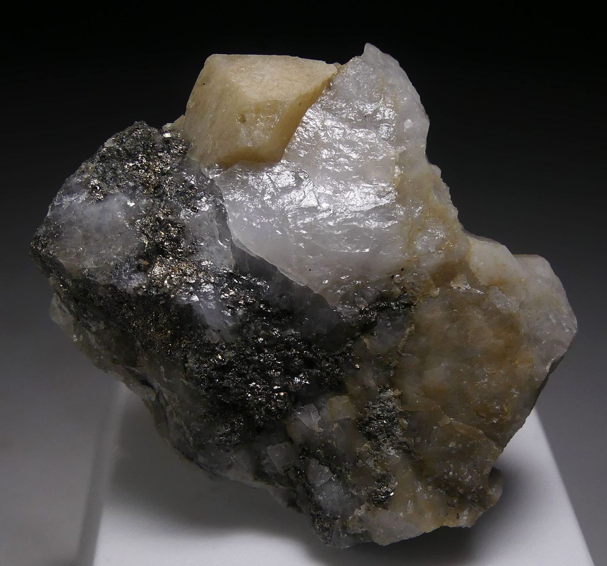 Scheelite On Quartz With Pyrite