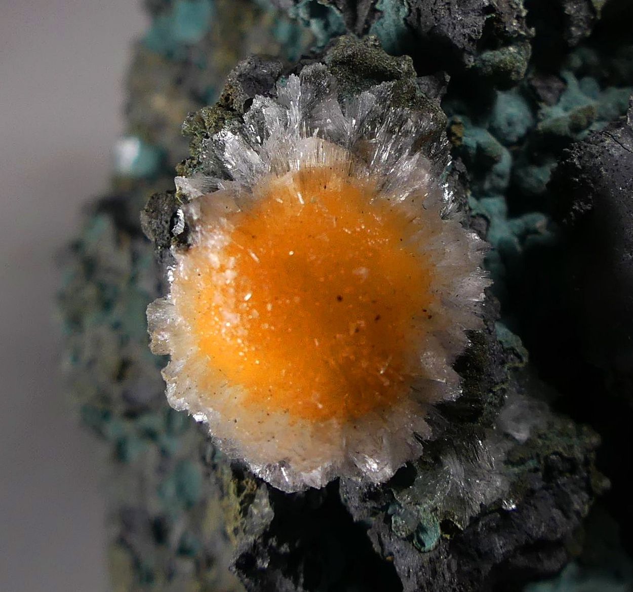 Thomsonite-Ca With Mesolite
