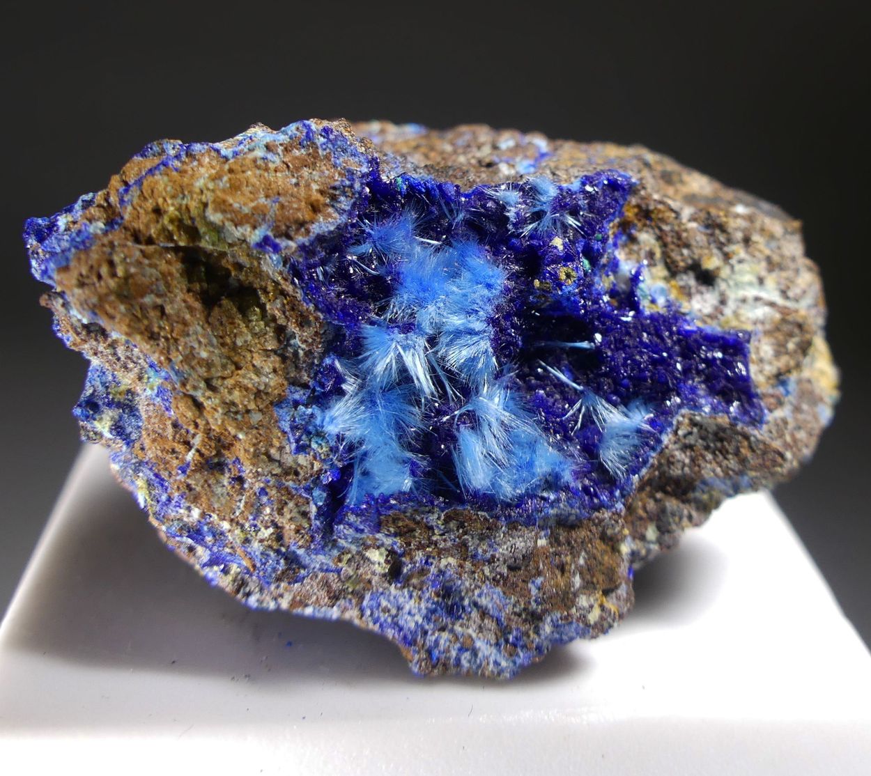 Cyanotrichite On Langite