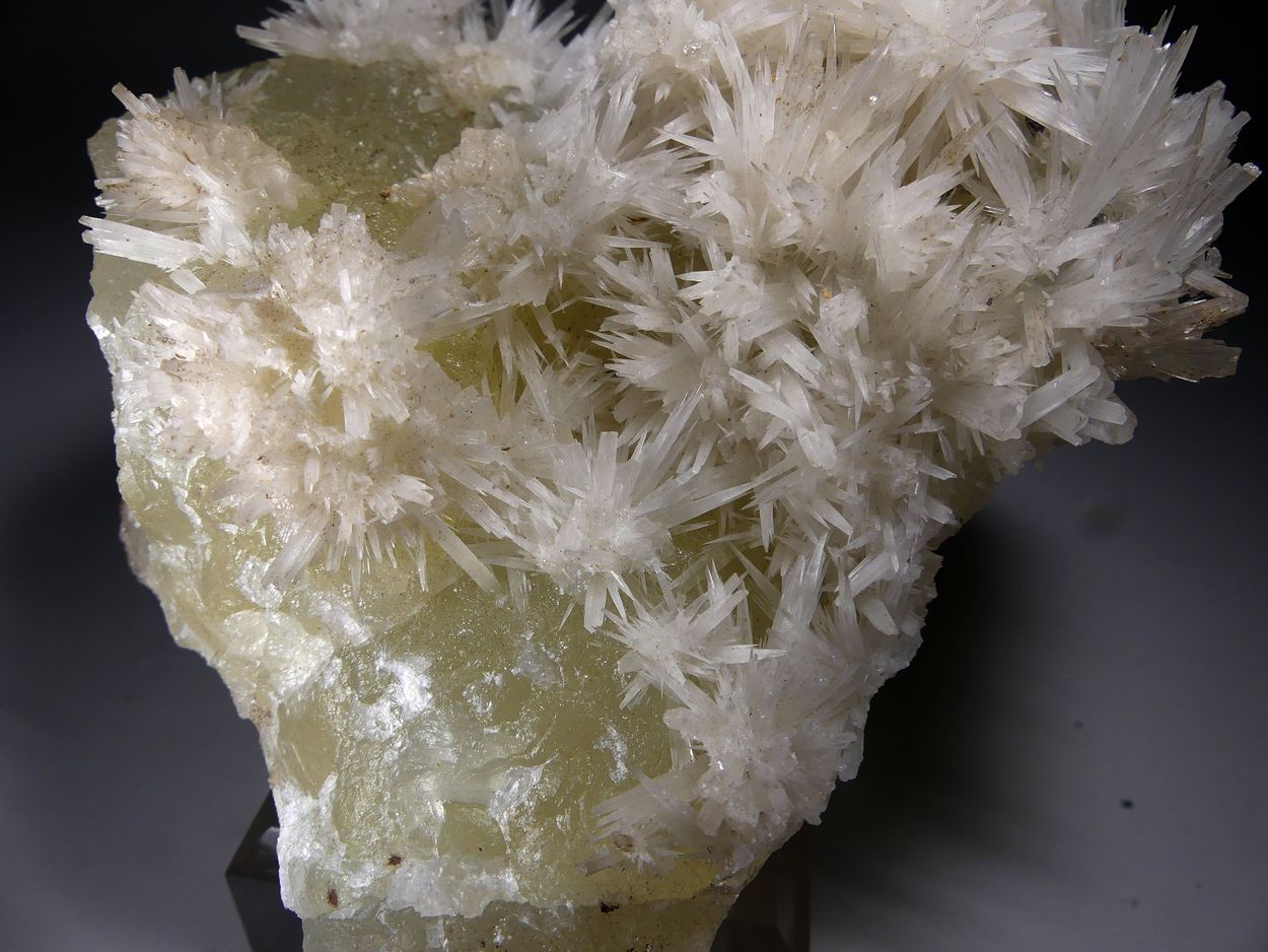 Aragonite On Calcite
