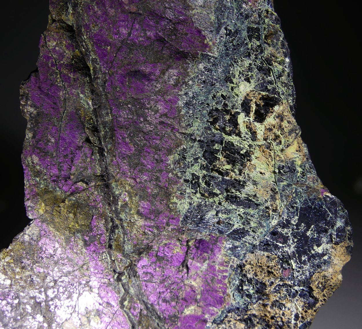 Heterosite With Hureaulite & Jahnsite