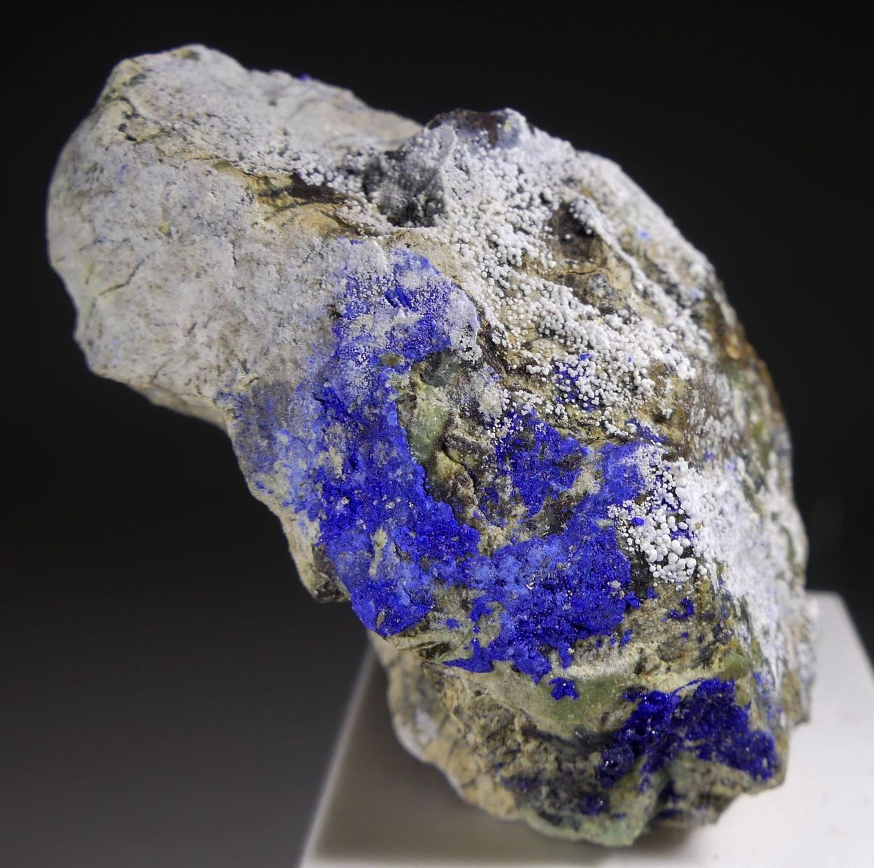 Callaghanite & Hydromagnesite