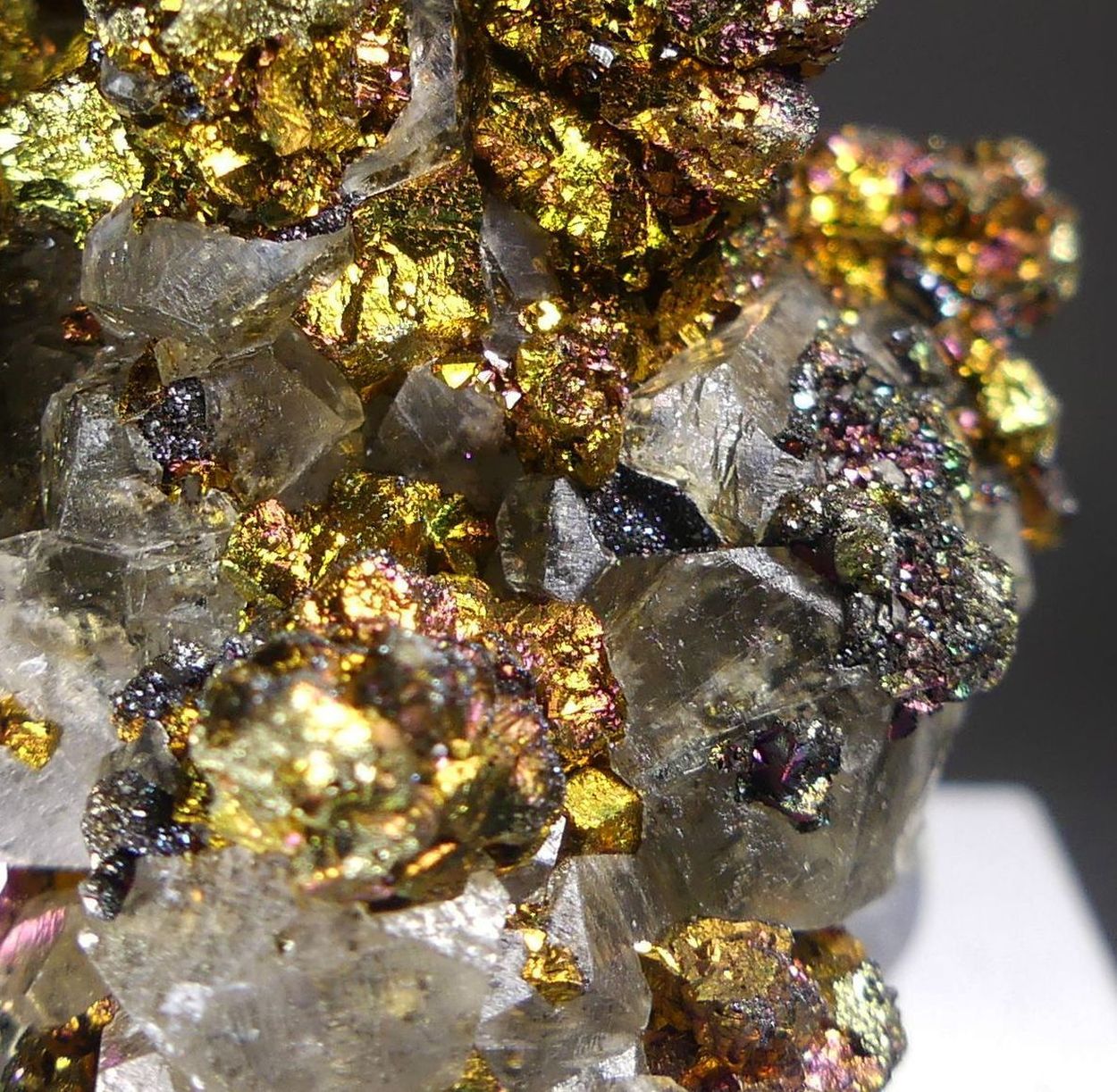 Chalcopyrite On Calcite