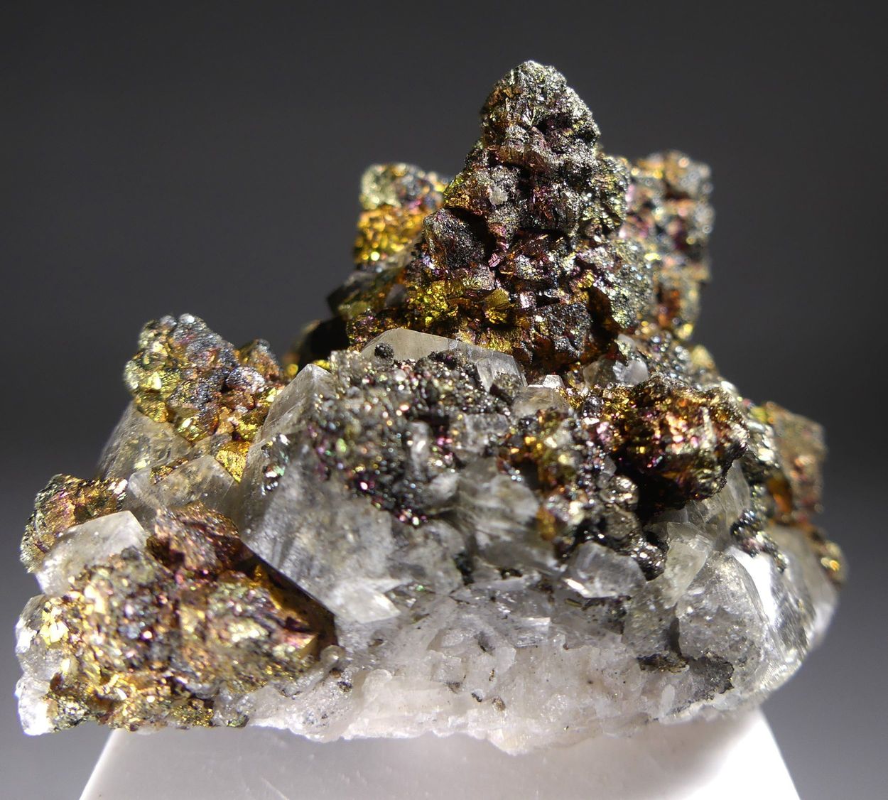 Chalcopyrite On Calcite