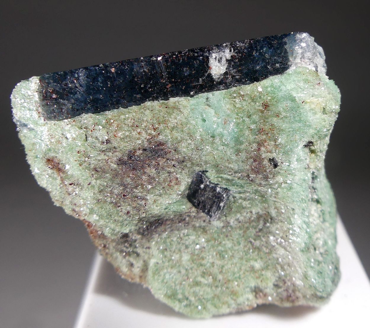Kyanite On Fuchsite