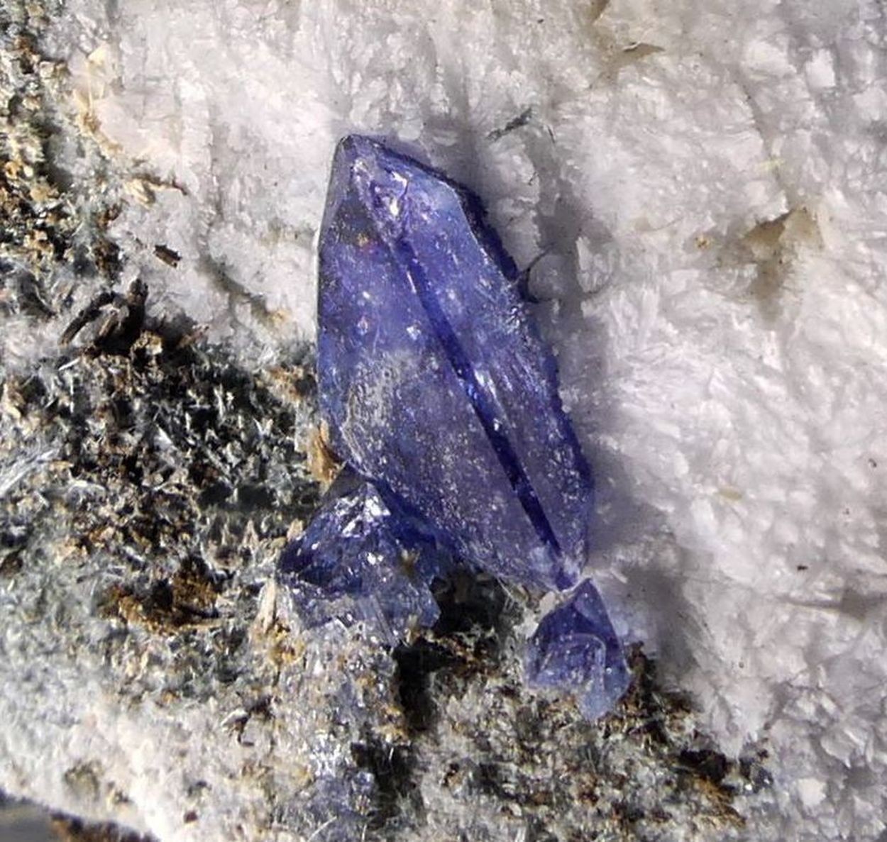 Benitoite