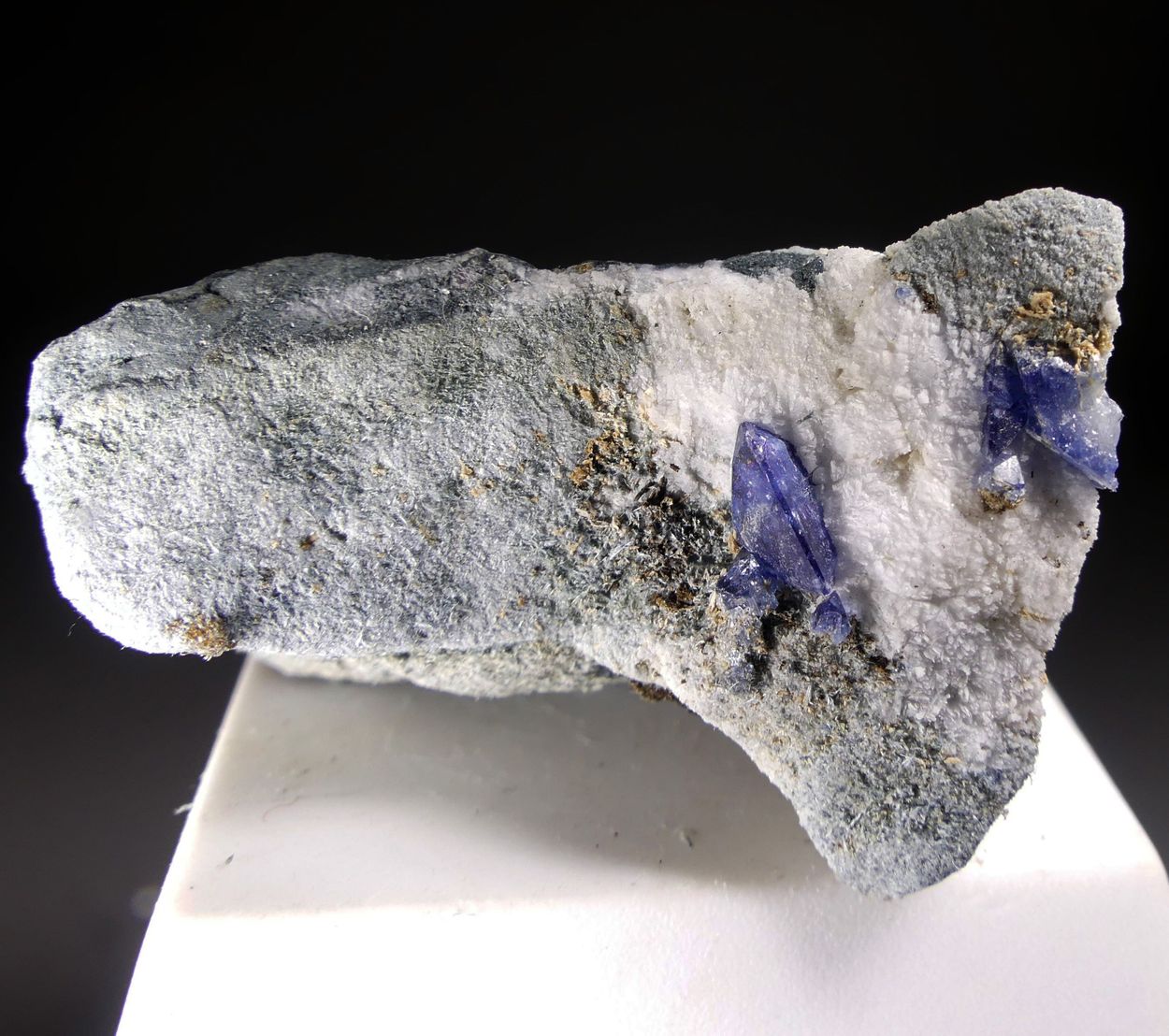Benitoite
