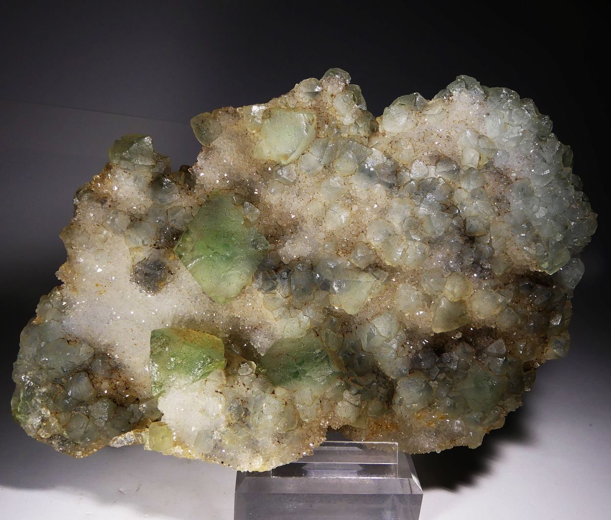 Fluorite & Baryte On Quartz