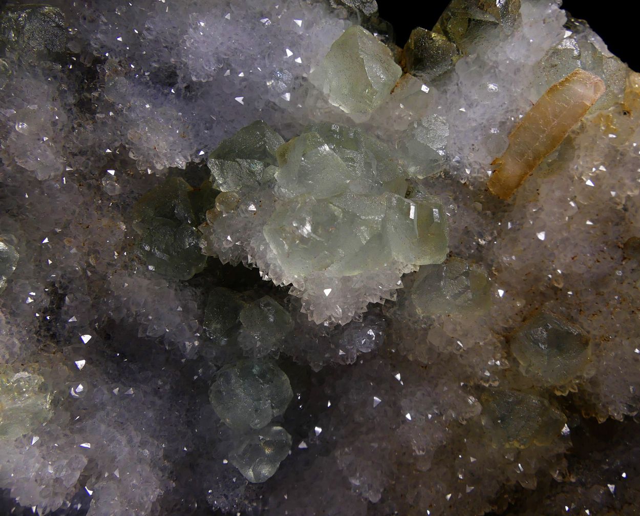 Fluorite & Baryte On Quartz