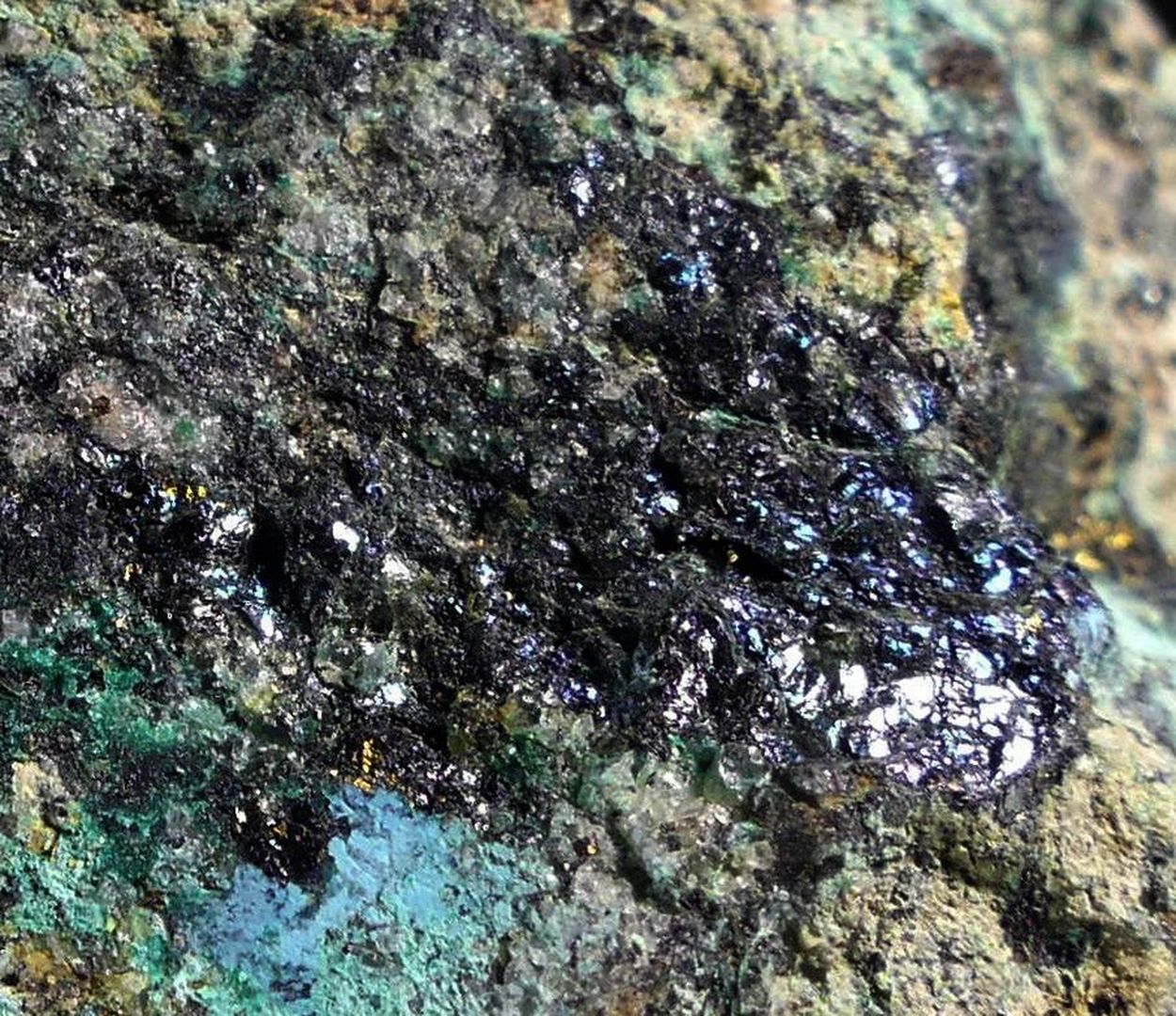 Idaite With Chrysocolla