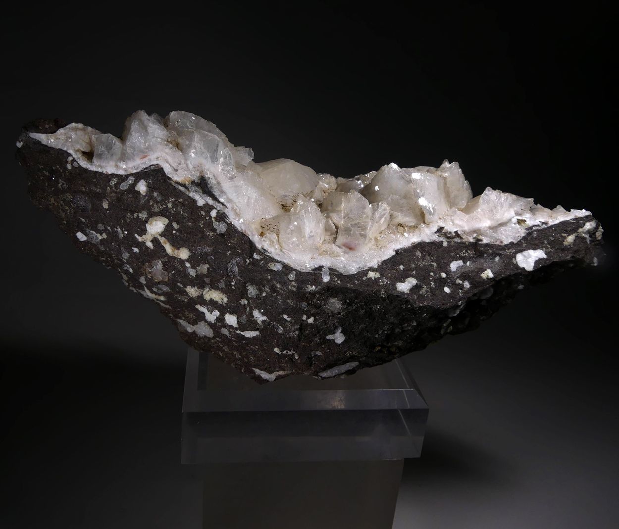 Heulandite