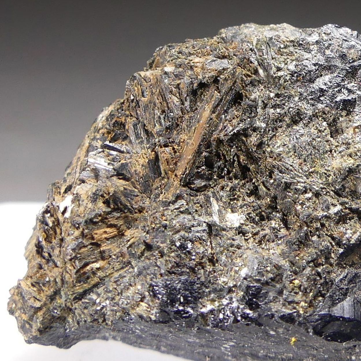 Johannsenite