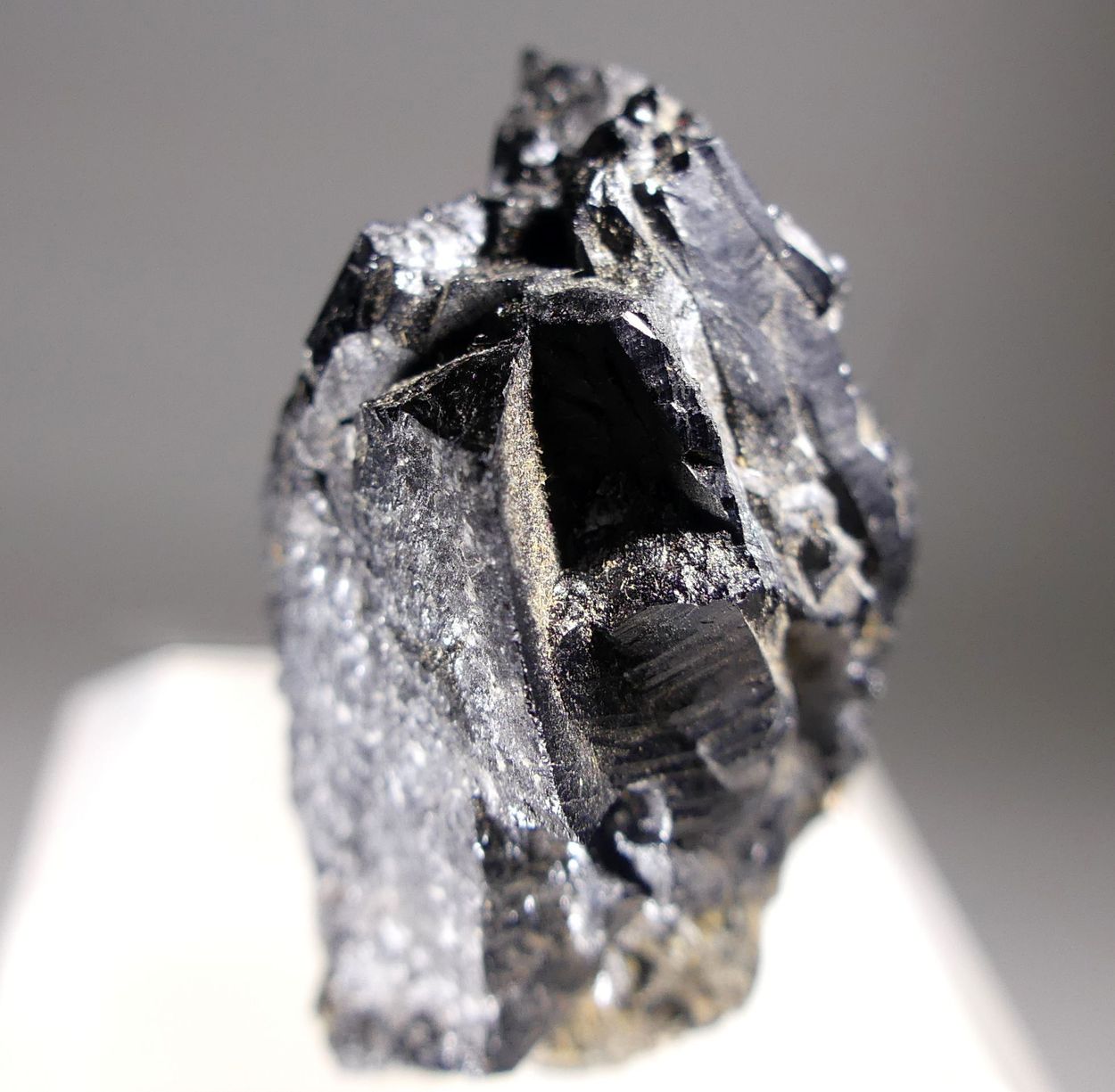 Johannsenite