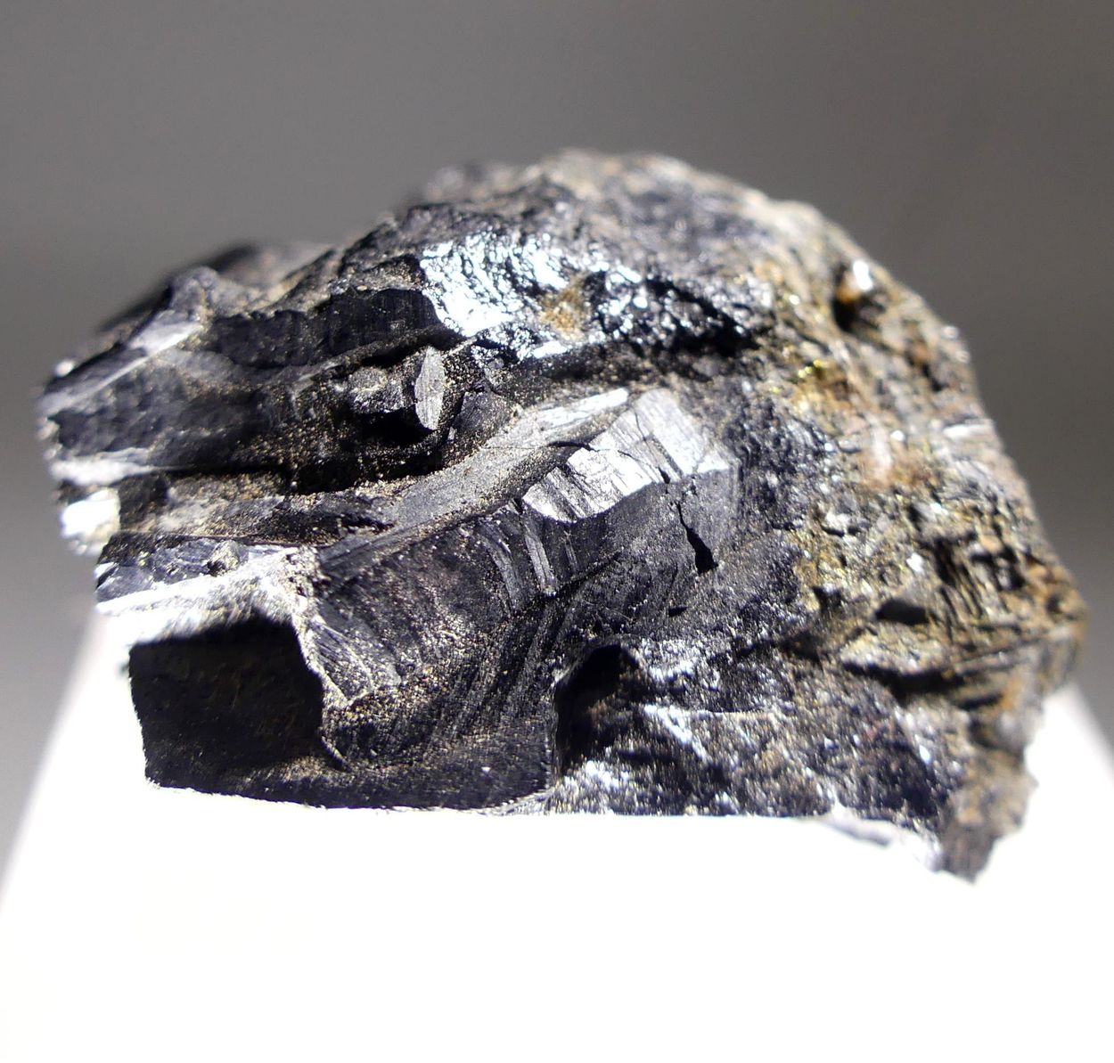 Johannsenite