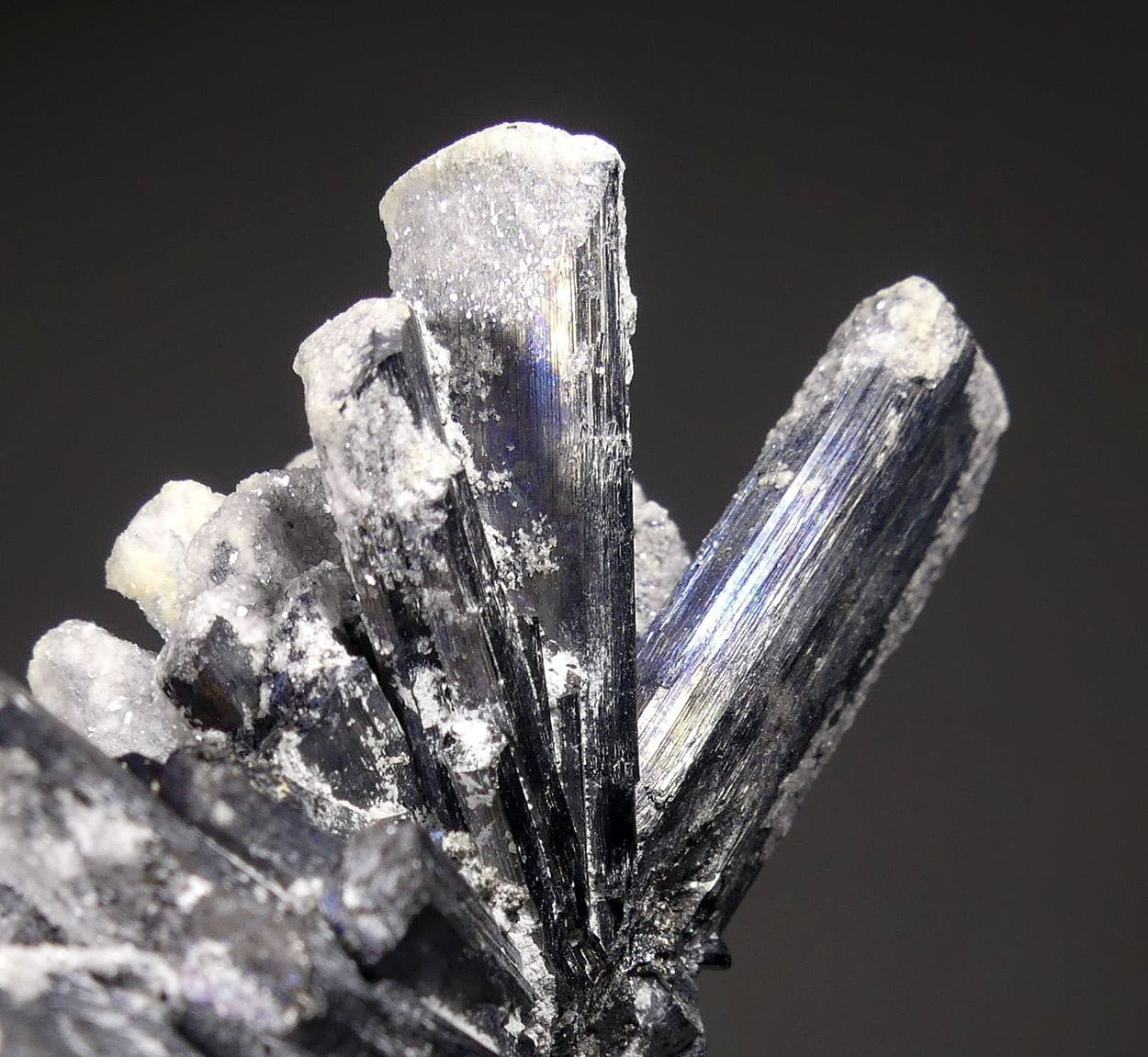 Stibnite With Baryte