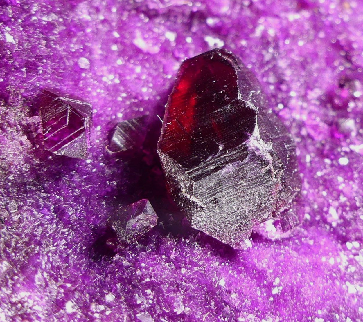 Kämmererite On Chromite