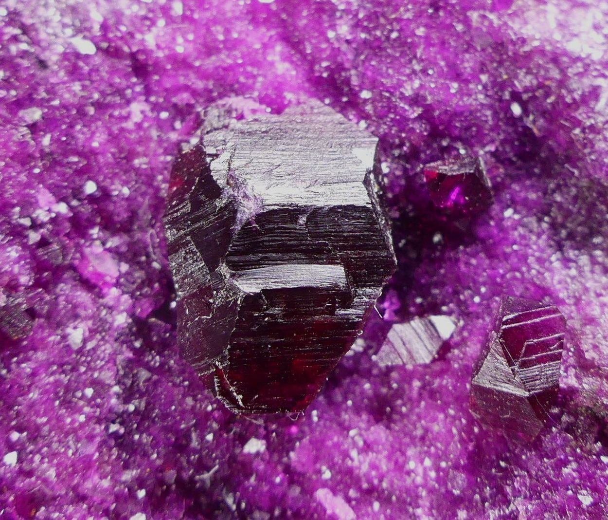 Kämmererite On Chromite