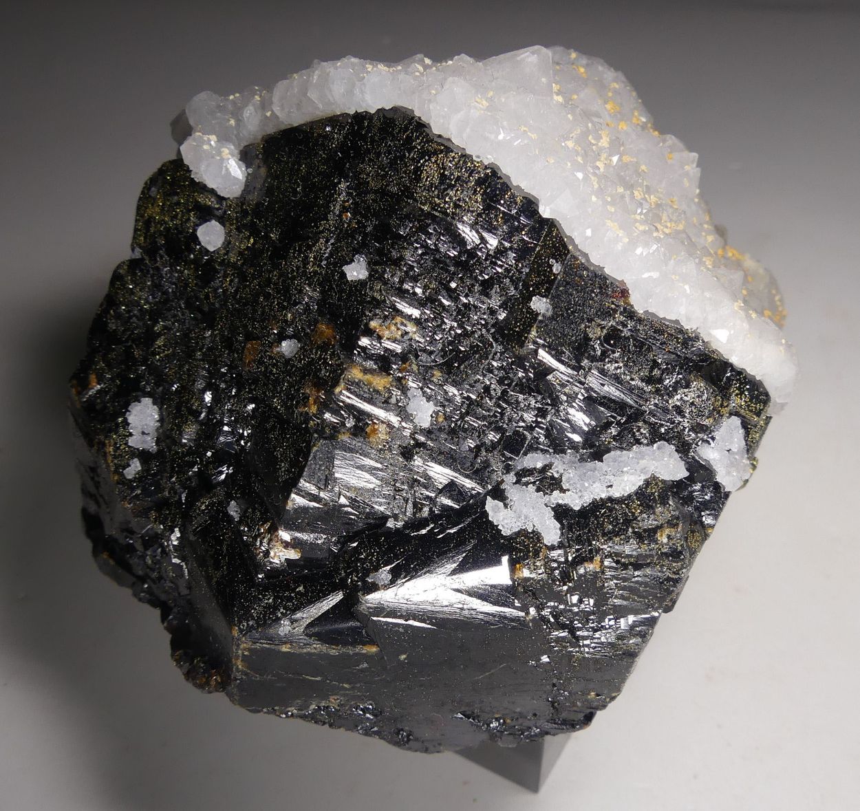 Sphalerite With Quartz