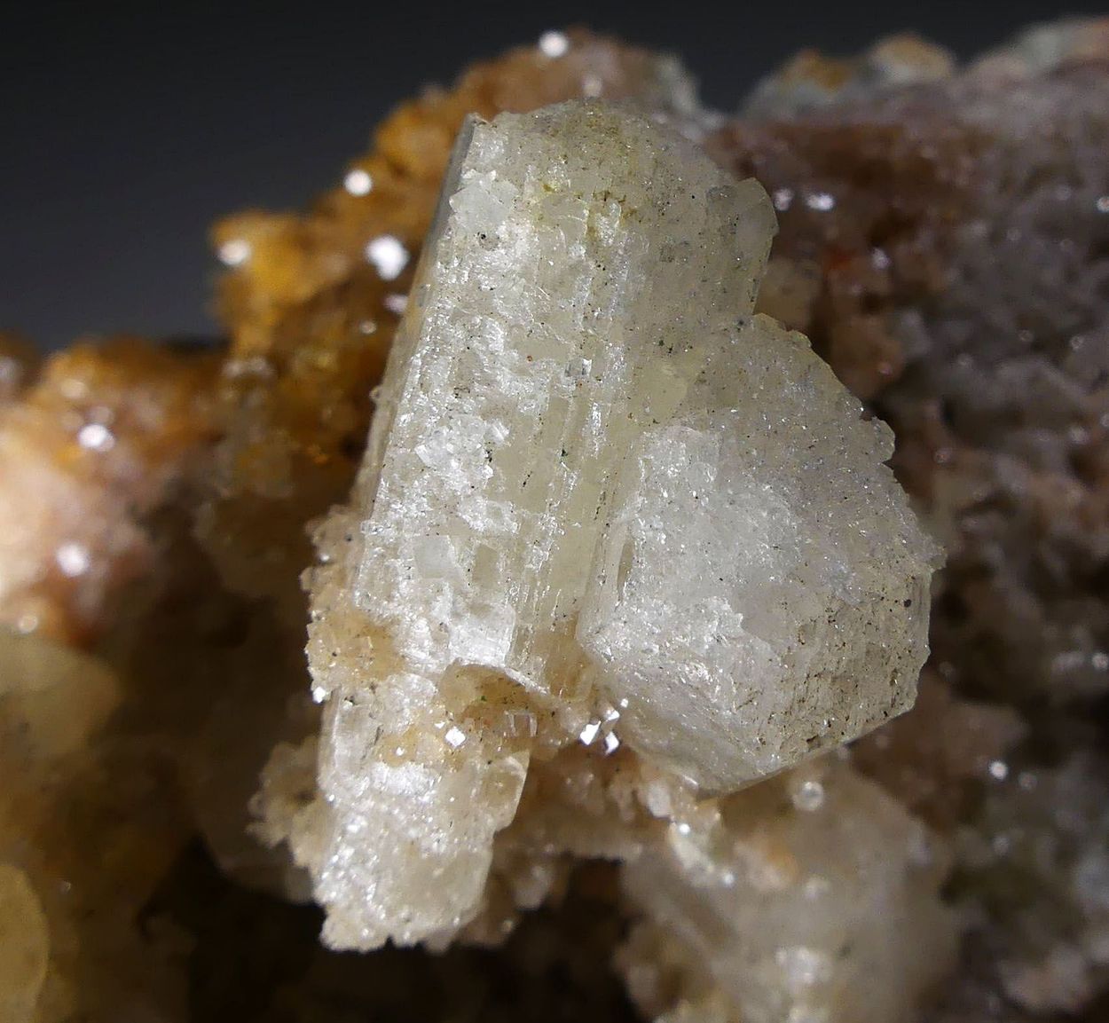 Tarnowitzite On Willemite & Dolomite