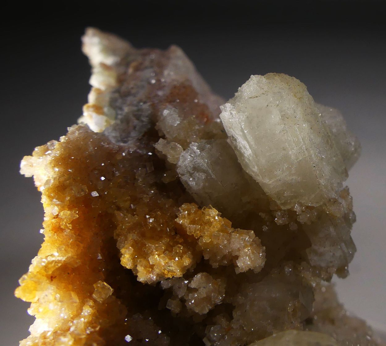 Tarnowitzite On Willemite & Dolomite