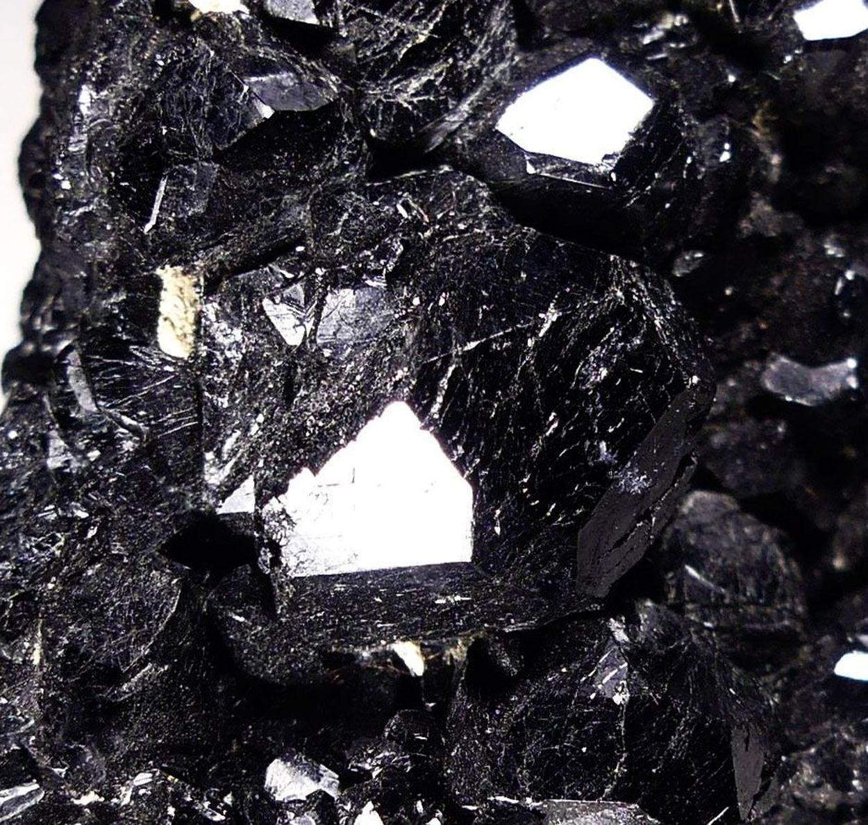 Tourmaline Var Uvite