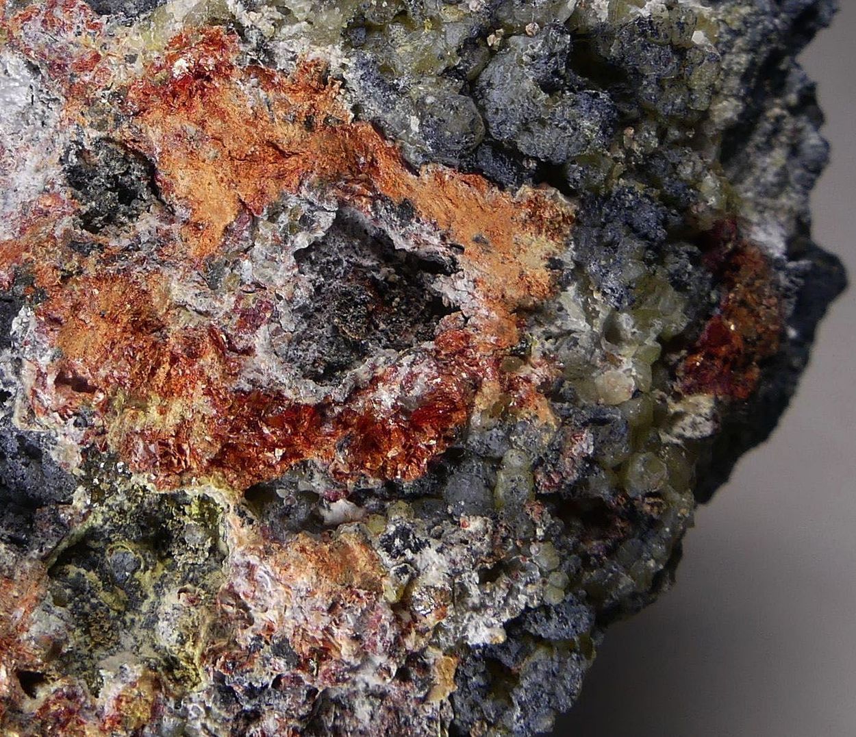 Zincite With Litharge Psm Cerussite & Hydrocerussite