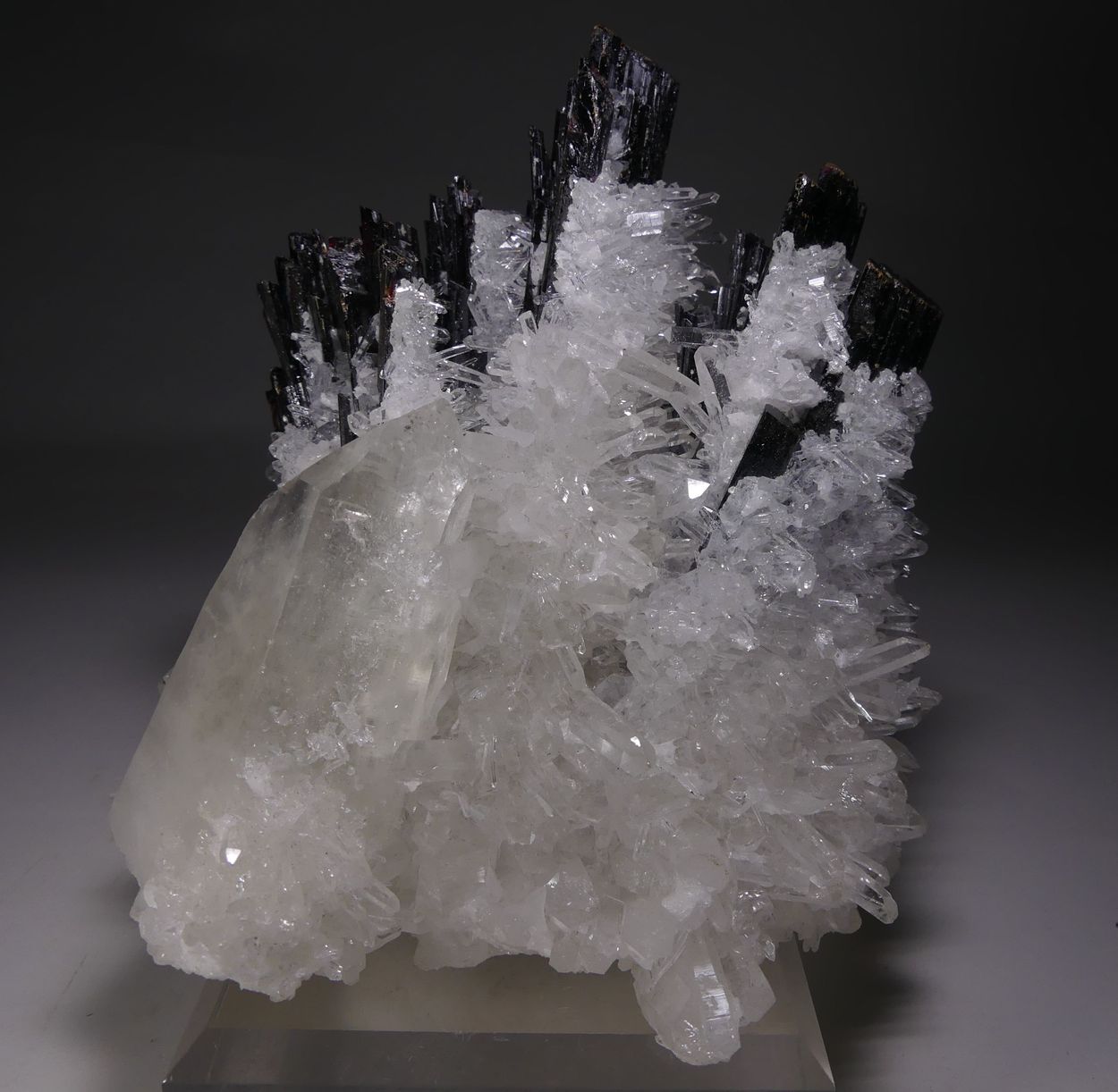 Hübnerite & Rock Crystal