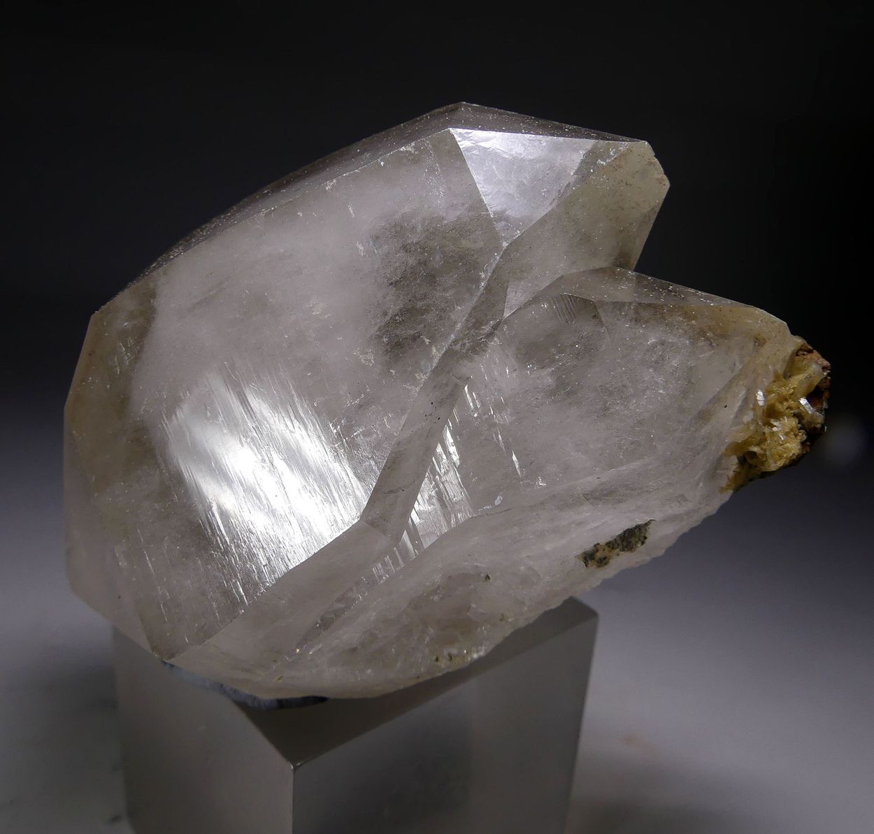 Bertrandite & Pyrite On Quartz