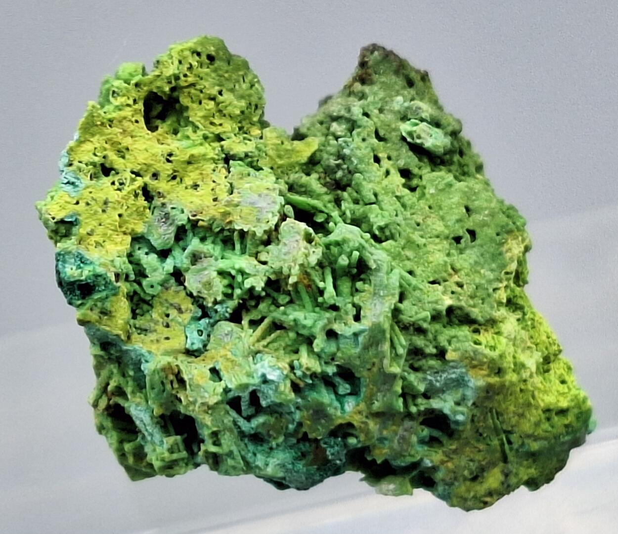 Bayldonite Psm Mimetite With Malachite