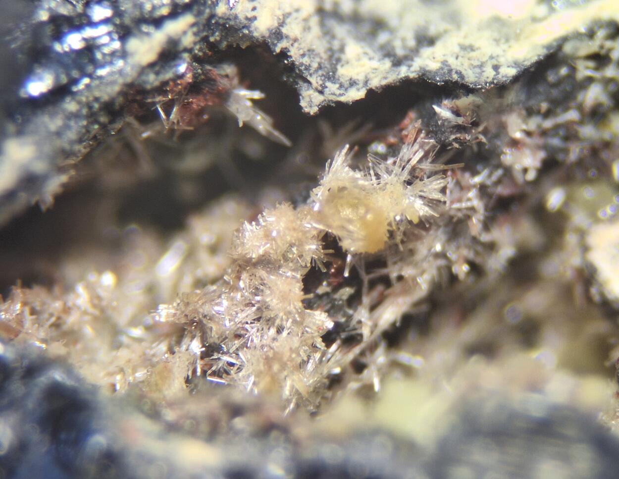 Peretaite Klebelsbergite & Stibnite