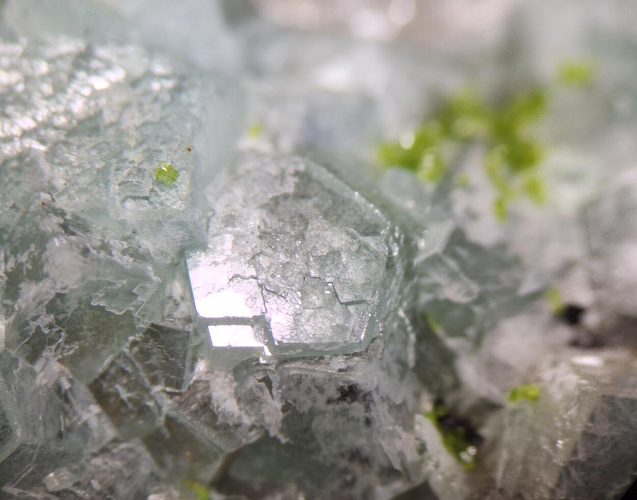 Smithsonite & Duftite