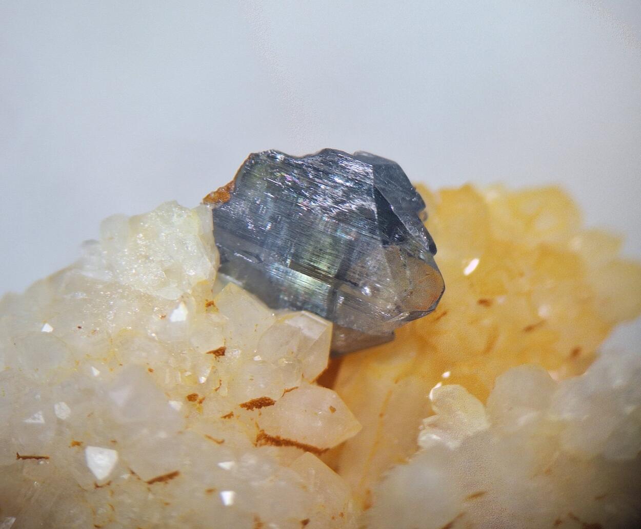 Scorodite & Bariopharmacosiderite