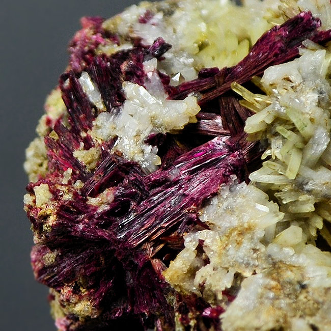 Erythrite