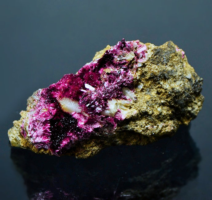 Erythrite & Roselite