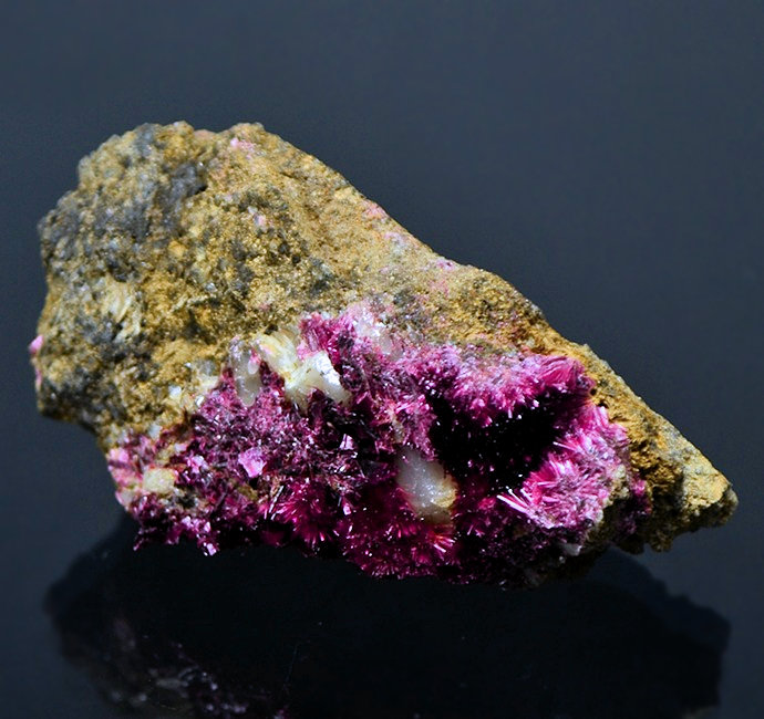 Erythrite & Roselite