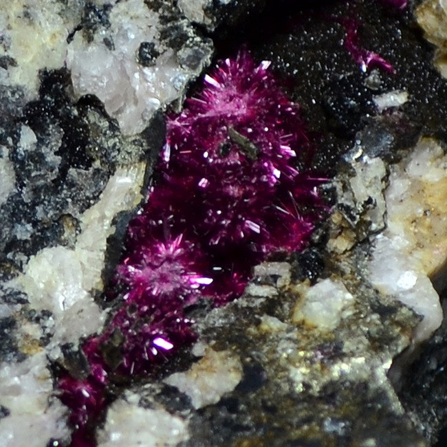 Erythrite