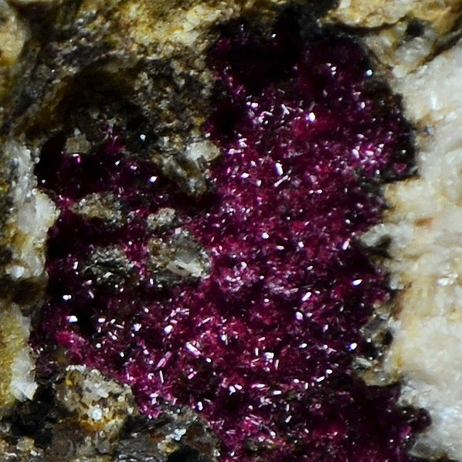 Erythrite