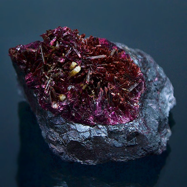 Erythrite