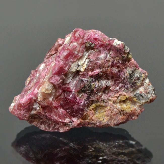 Rhodonite & Cummingtonite