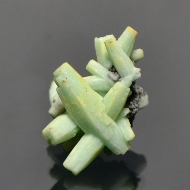 Plumbogummite
