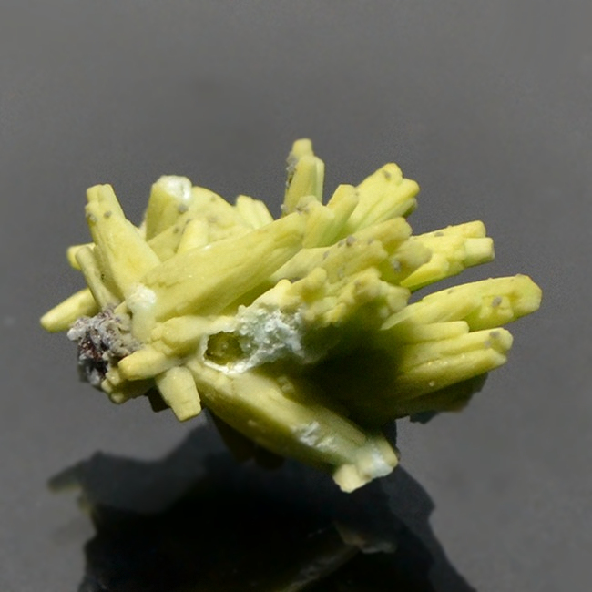 Plumbogummite