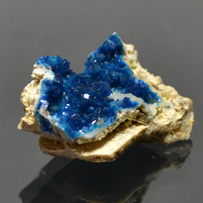Veszelyite