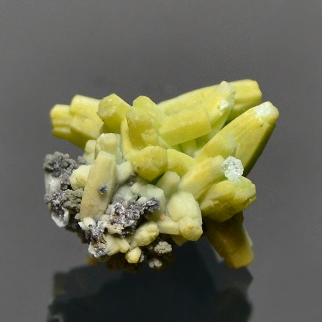 Plumbogummite