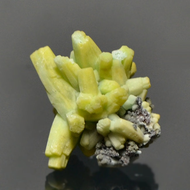 Plumbogummite