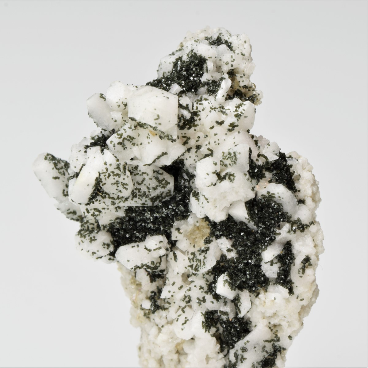 Pericline Muscovite & Titanite