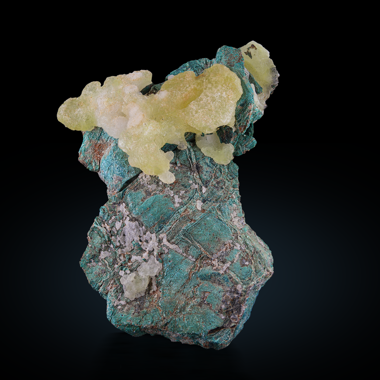 Brucite On Malachite